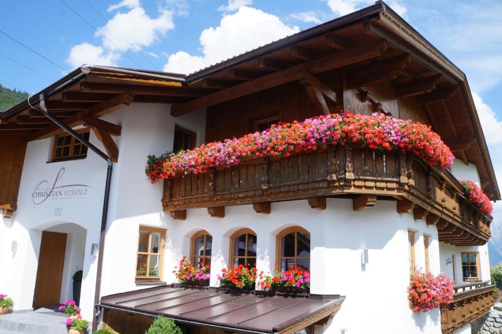 Pension Strolz Sankt Anton am Arlberg Luaran gambar