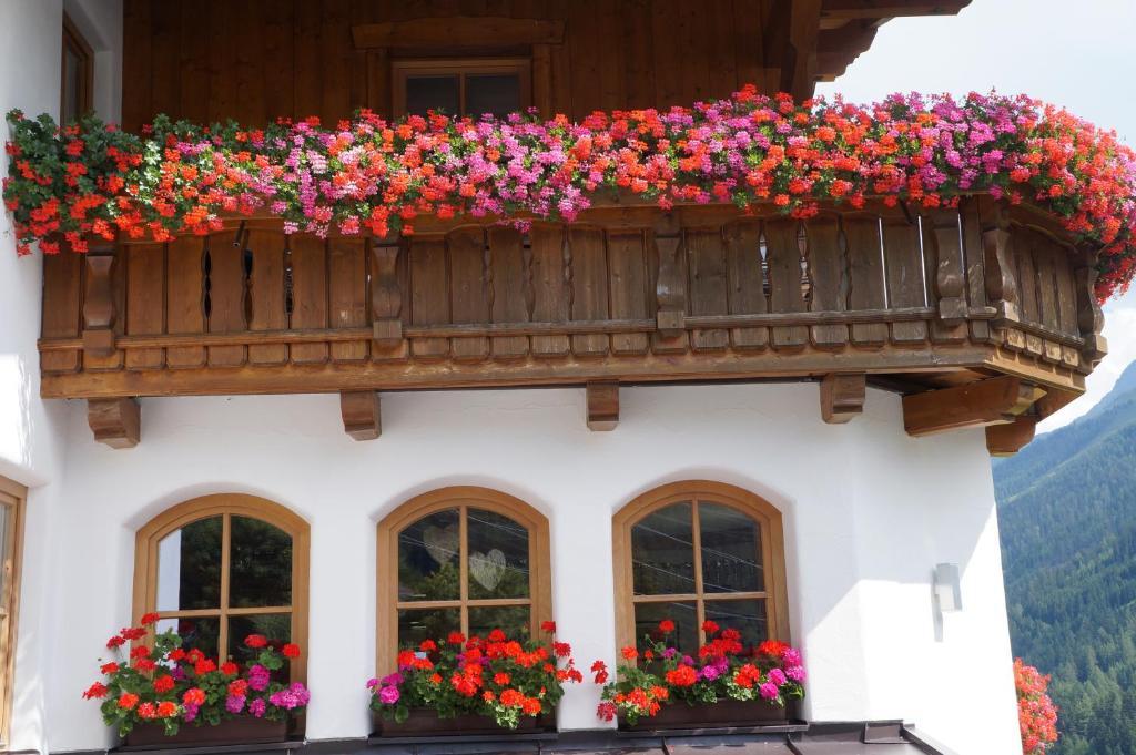 Pension Strolz Sankt Anton am Arlberg Luaran gambar