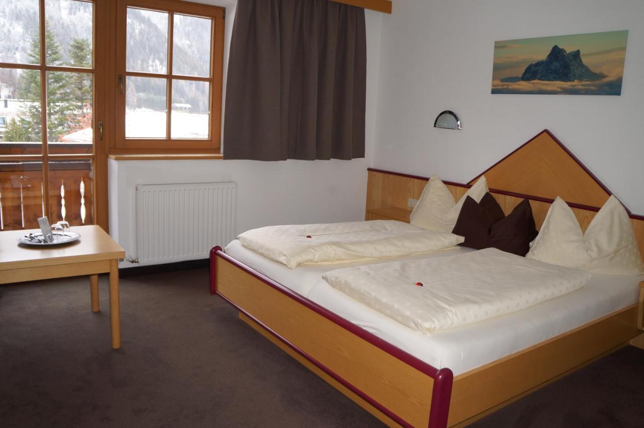 Pension Strolz Sankt Anton am Arlberg Luaran gambar